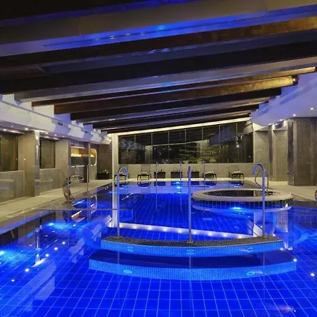 Apartament Grand In 4star In