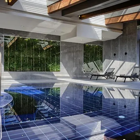 Grand In 4star In Daire Bansko